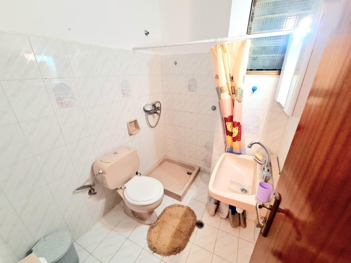 Dorothy's Seaview Apartment Haraki
