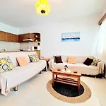 Dorothy\'S Seaview Apartment